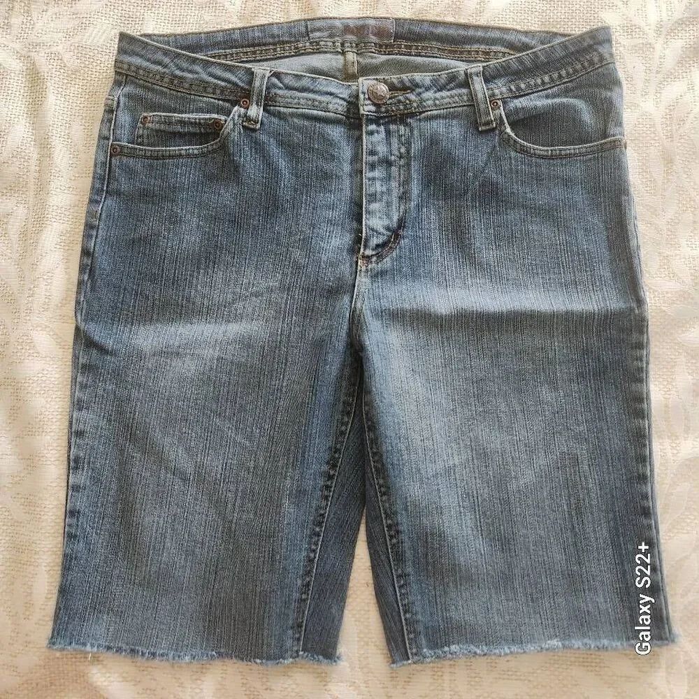 R16 Faded Glory 10" cut off denim jean shorts medium wash